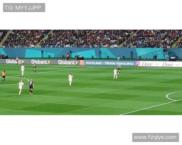 球星卡与足球猝死事件引发的世界杯关注与反思 球星卡与足球猝死事件引发的世界杯关注与反思